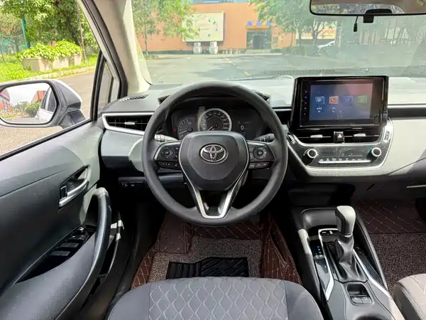 Toyota Allion 2023, фото 13