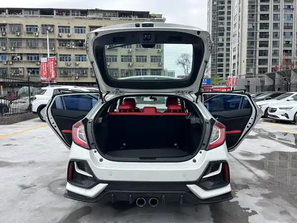 Honda Civic 2021, фото 16