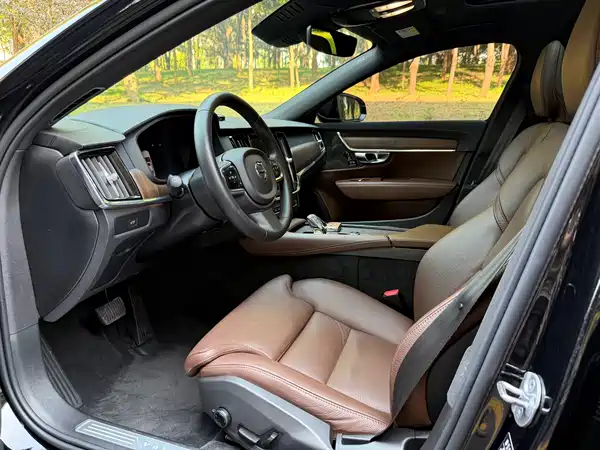 Volvo S90 2024, фото 6