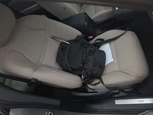 Volvo XC70 PHEV 2025, фото 24