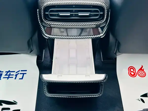 Xiaomi SU7 Ultra 2025, фото 14