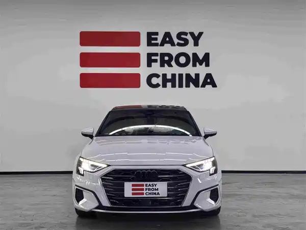 Audi A3 2023, фото 2