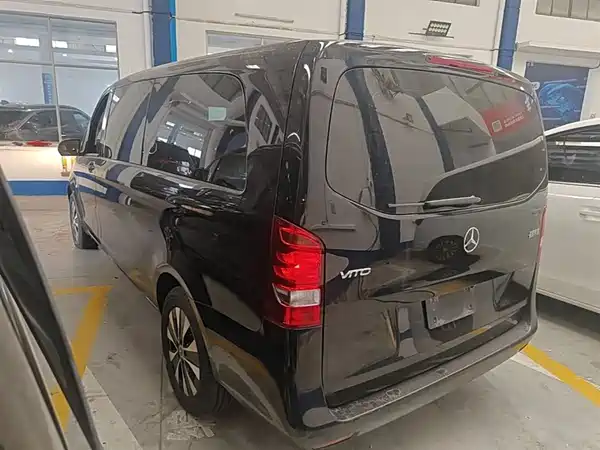 Mercedes-Benz Vito 2023, фото 5
