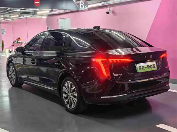 Hongqi E-QM5 2022, фото 7