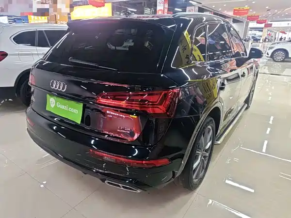 Audi Q5L 2022, фото 6