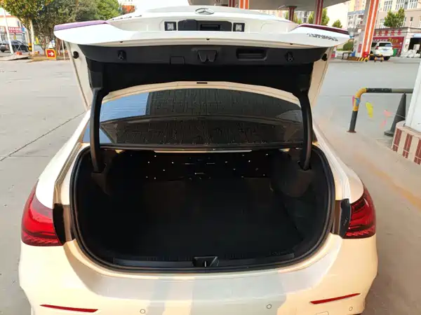 Mercedes-Benz A-Class 2024, фото 8