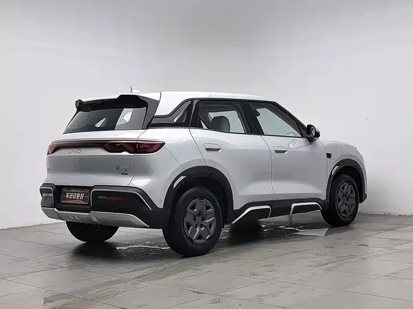 BYD Yuan UP 2025, фото 2