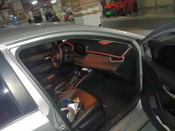 Toyota Corolla 2022, фото 19