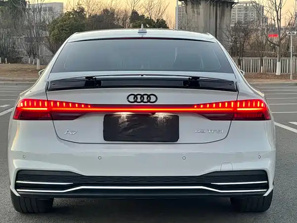 Audi A7 2023, фото 8