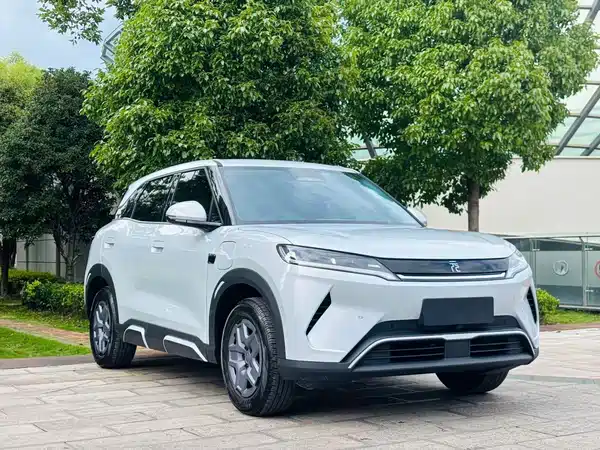BYD Yuan UP 2025, фото 3