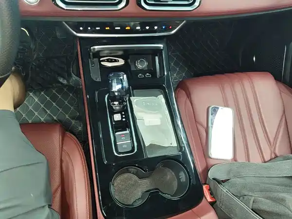 Jetour X70 PLUS 2025, фото 13