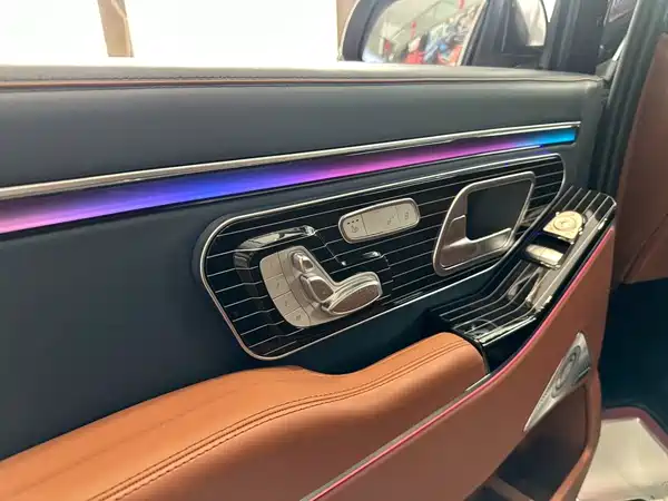 Mercedes-Benz Vito 2024, фото 9