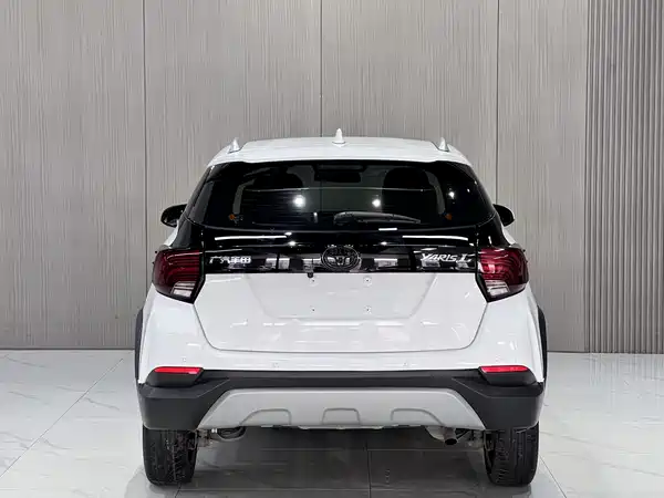Toyota Yaris 2022, фото 11