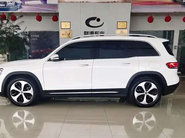 Mercedes-Benz GLB 2022, фото 3