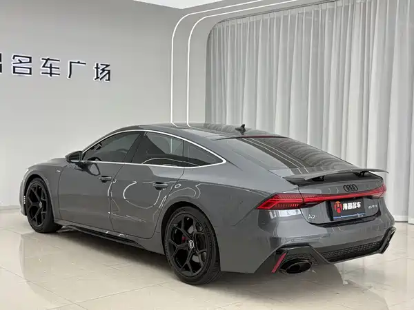 Audi A7 2022, фото 7