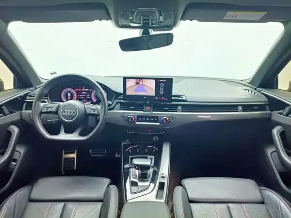 Audi A4L 2022, фото 3