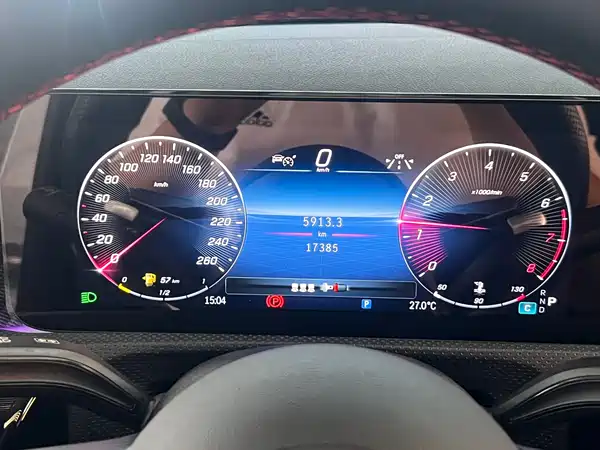 Mercedes-Benz A-Class 2025, фото 4