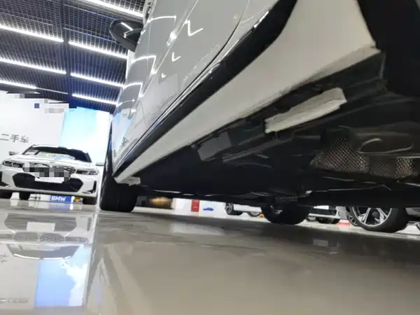 Audi A4L 2025, фото 21