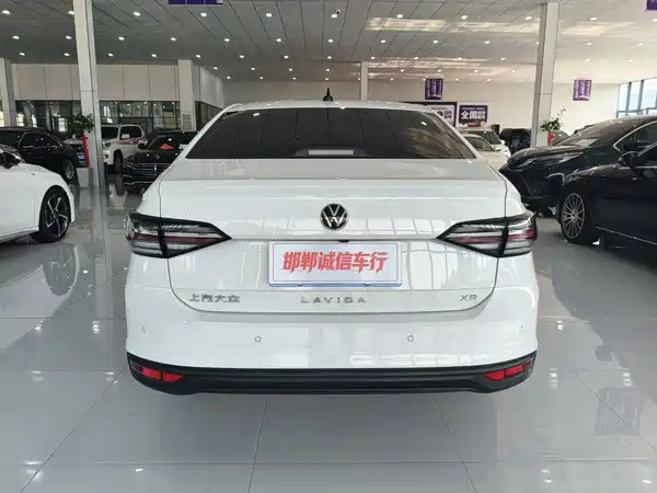 Volkswagen Lavida 2023, фото 5