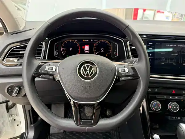 Volkswagen T-ROC 2022, фото 11