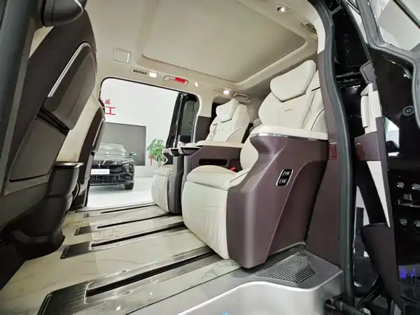 Hongqi HQ9 2023, фото 10