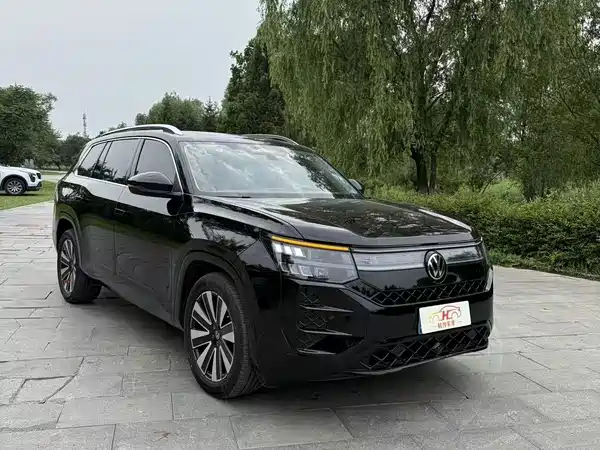 Volkswagen Teramont 2025, фото 3
