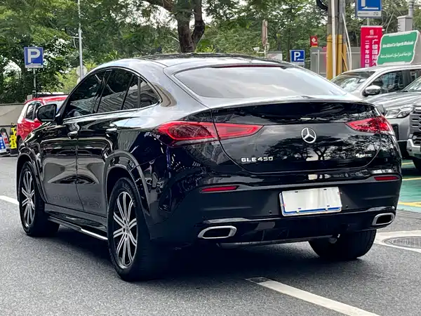 Mercedes-Benz GLE Coupe 2022, фото 4