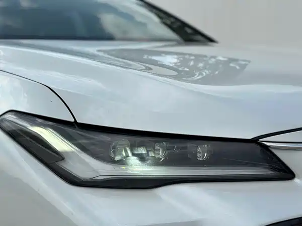 Toyota Avalon 2023, фото 4