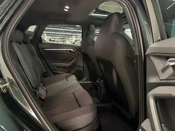 Audi A3 2023, фото 12
