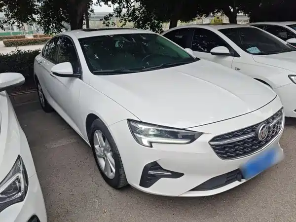 Buick Regal 2020, фото 3