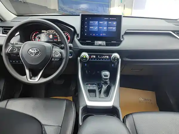 Toyota RAV4 2022, фото 12