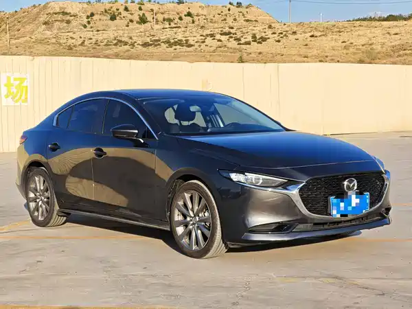 Mazda 3 2022, фото 3