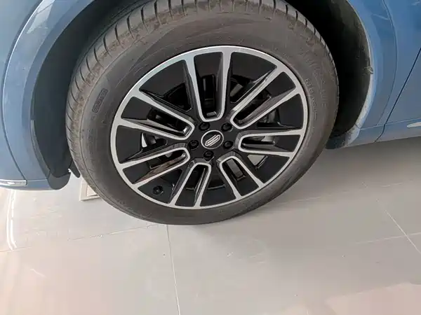 Shangjie H5 2025, фото 22