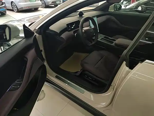 NIO ET5T 2024, фото 16