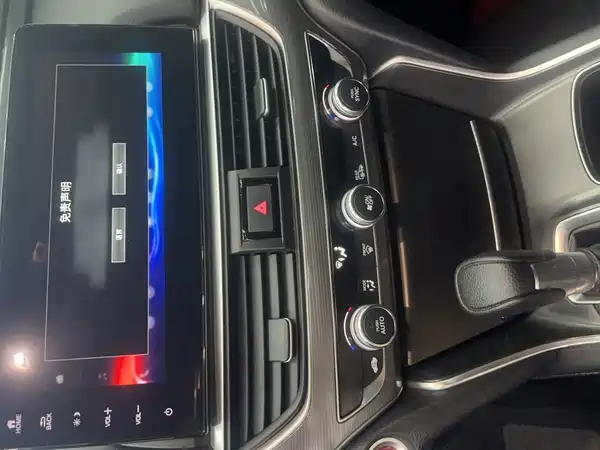 Honda Accord 2022, фото 4