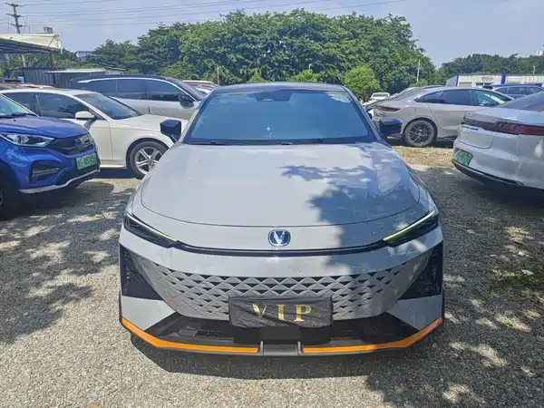 Changan UNI-V 2024, фото 2