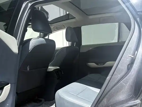 Lexus RZ 2023, фото 9