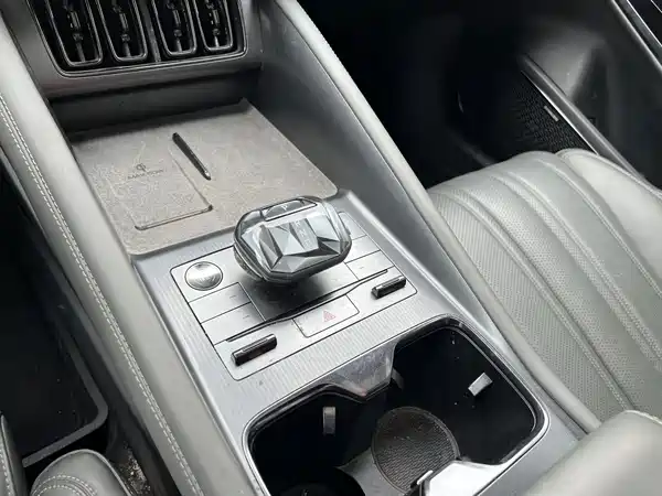 BYD Song L EV 2025, фото 10