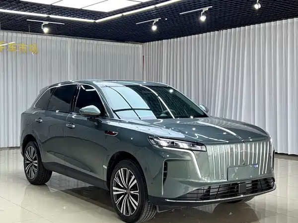 Hongqi HS6 PHEV 2026, фото 3