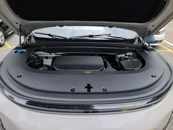 Li Auto L6 2024, фото 15
