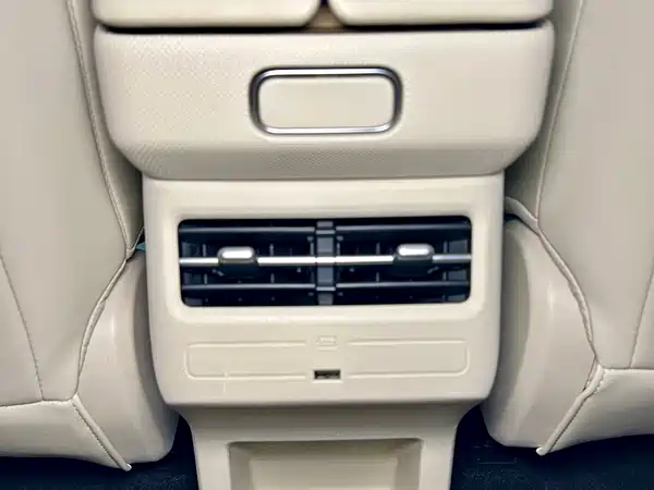 Toyota bZ3X 2025, фото 26