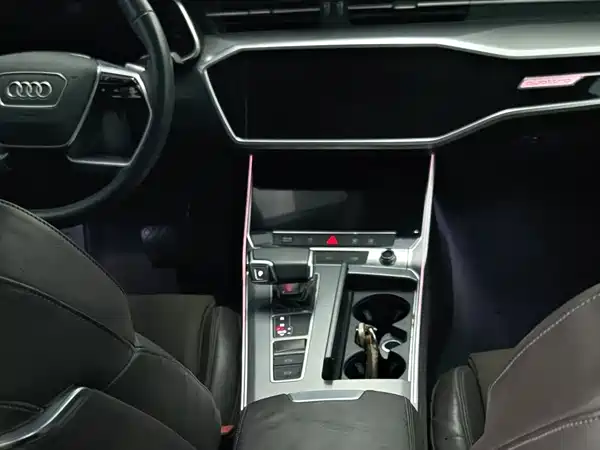 Audi A7L 2024, фото 10