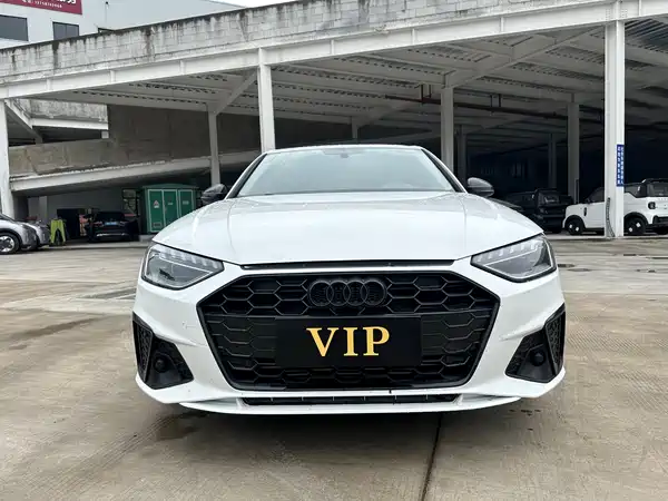 Audi A4L 2022, фото 2