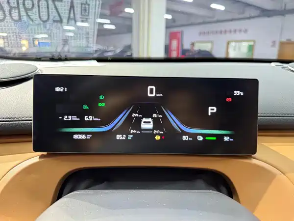 Geely Galaxy Starship 7 2025, фото 16