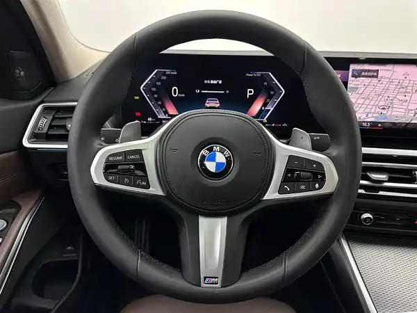 BMW 3 Series 2023, фото 10