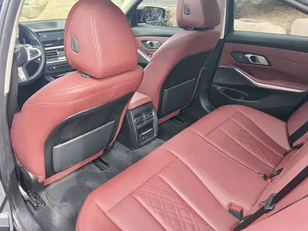 BMW 3 Series 2022, фото 8