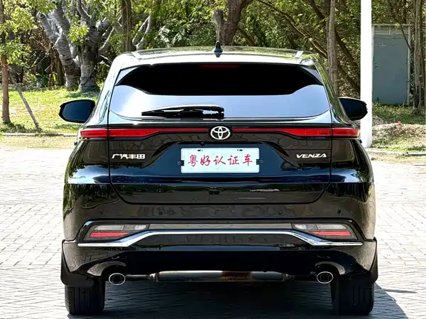 Toyota Venza 2023, фото 5