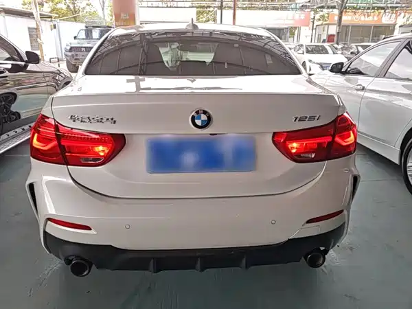 BMW 1 Series 2021, фото 5