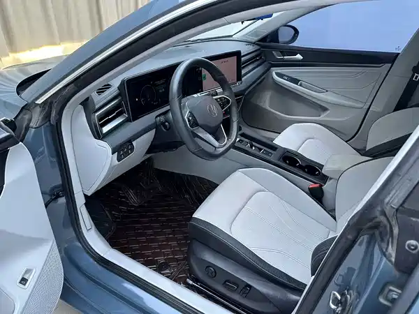 Volkswagen Lamando 2023, фото 13