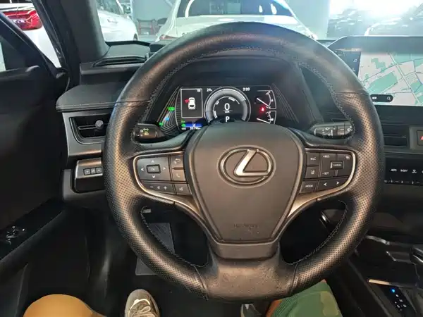 Lexus UX 2022, фото 10